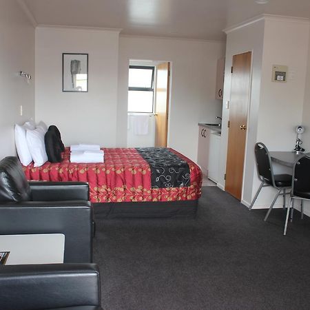 هاويرا Kiwi Court Motel المظهر الخارجي الصورة
