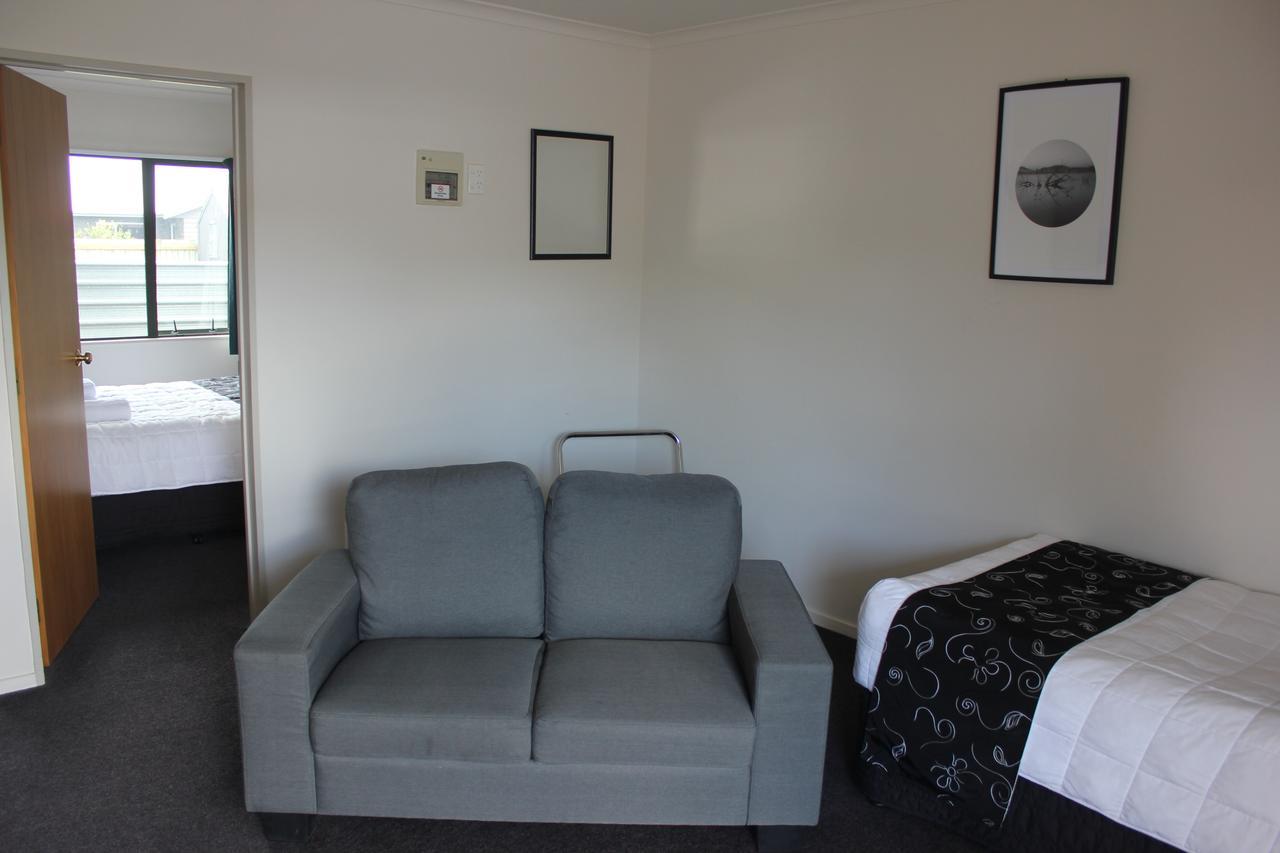 هاويرا Kiwi Court Motel المظهر الخارجي الصورة
